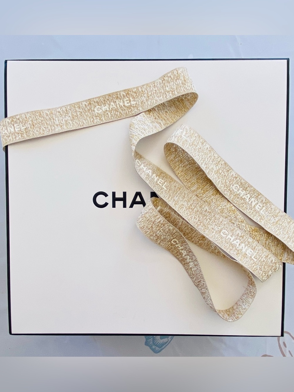CHANEL Ribbon Authentic Woven Gold & White Holiday Ribbon 48 Inches‎ L